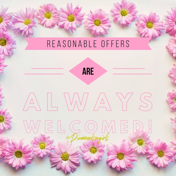 Save $10 when you join Poshmark and shop any closet! - Picture 6 of 11